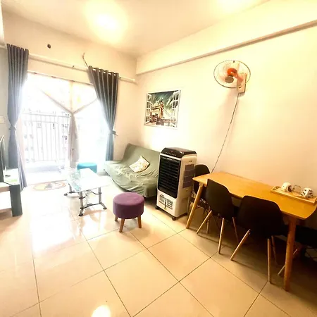 Imperial Place E-2-2